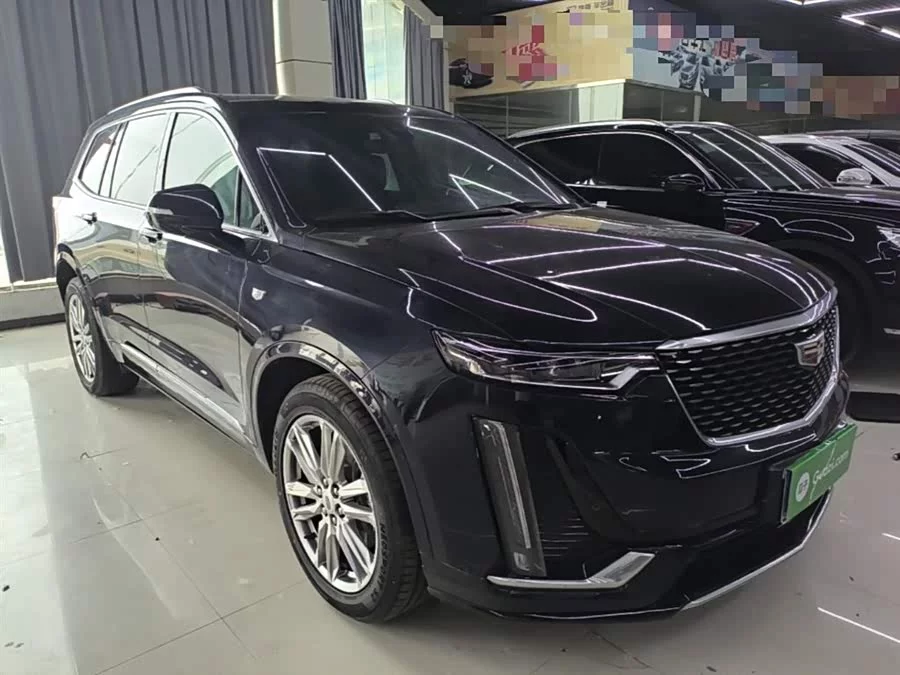 Cadillac XT6