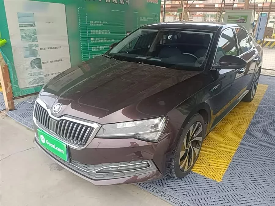 Skoda SuperB