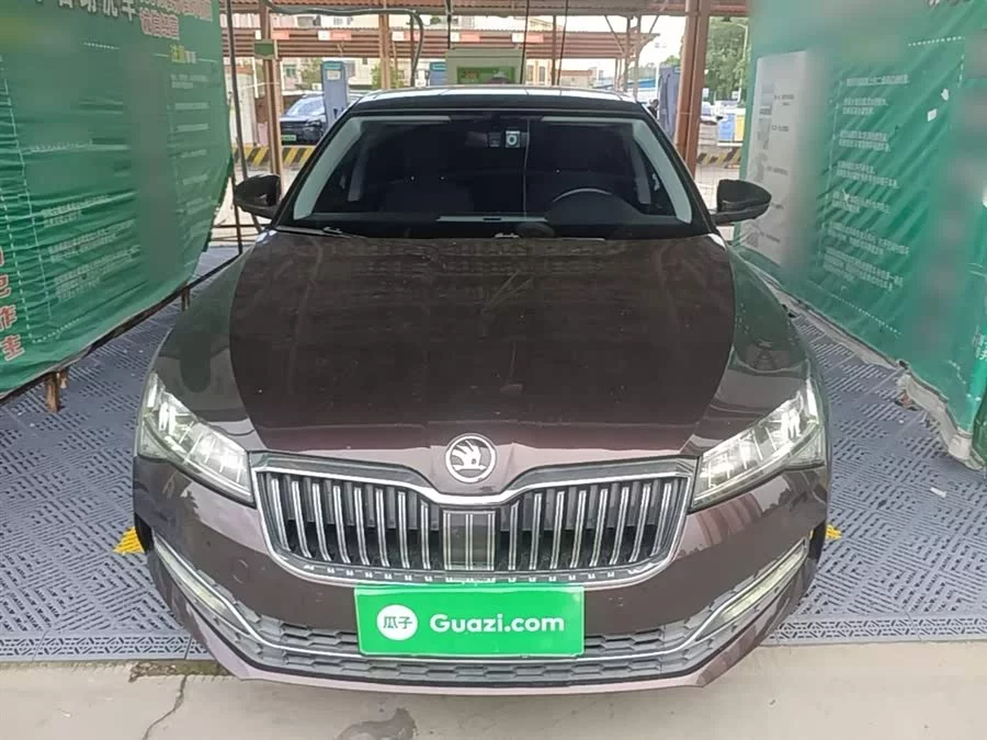 Skoda SuperB