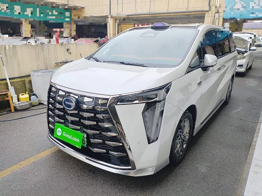 GAC Trumpchi M8