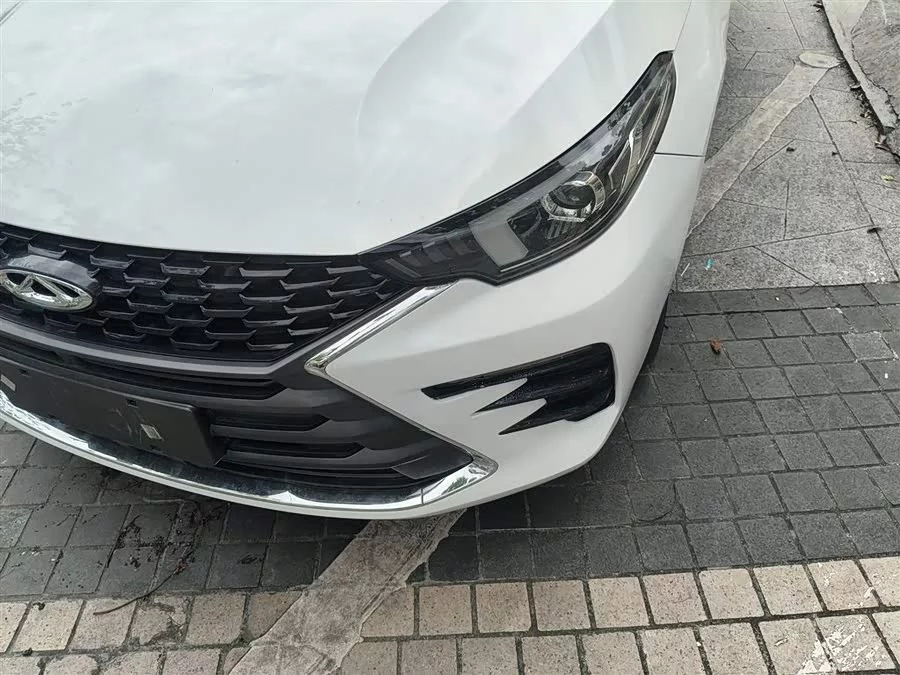 Omoda S5