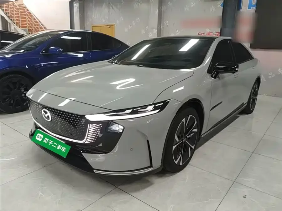 Mazda EZ-6