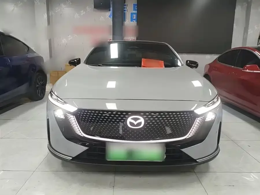 Mazda EZ-6