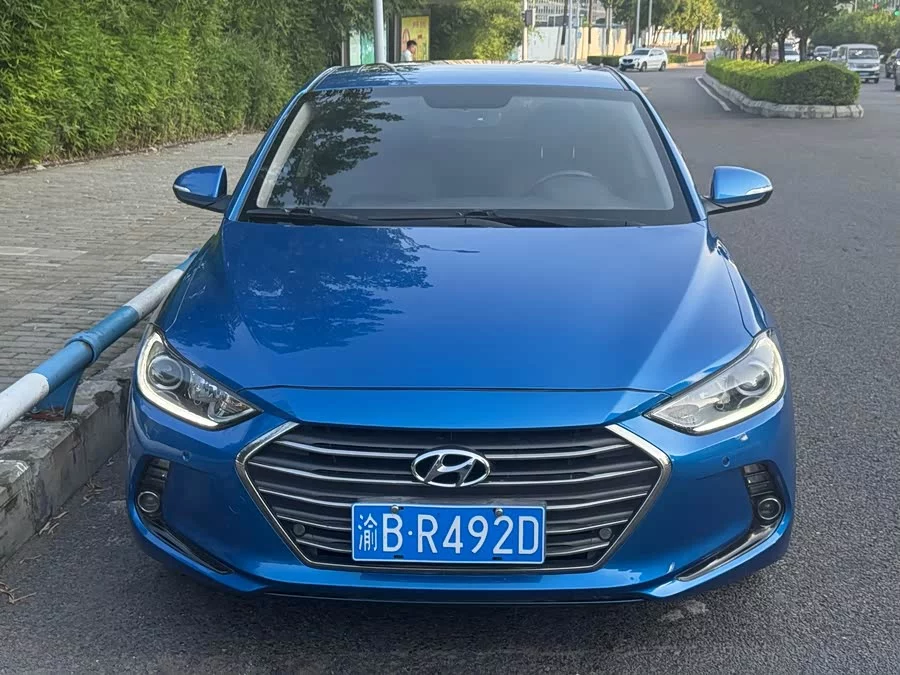 Hyundai elantra