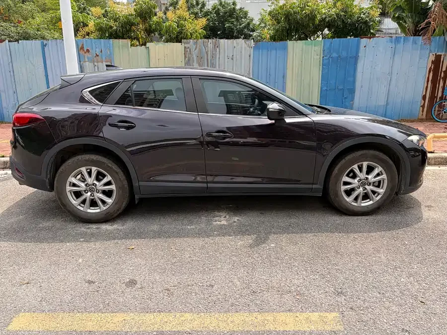 Mazda CX-4