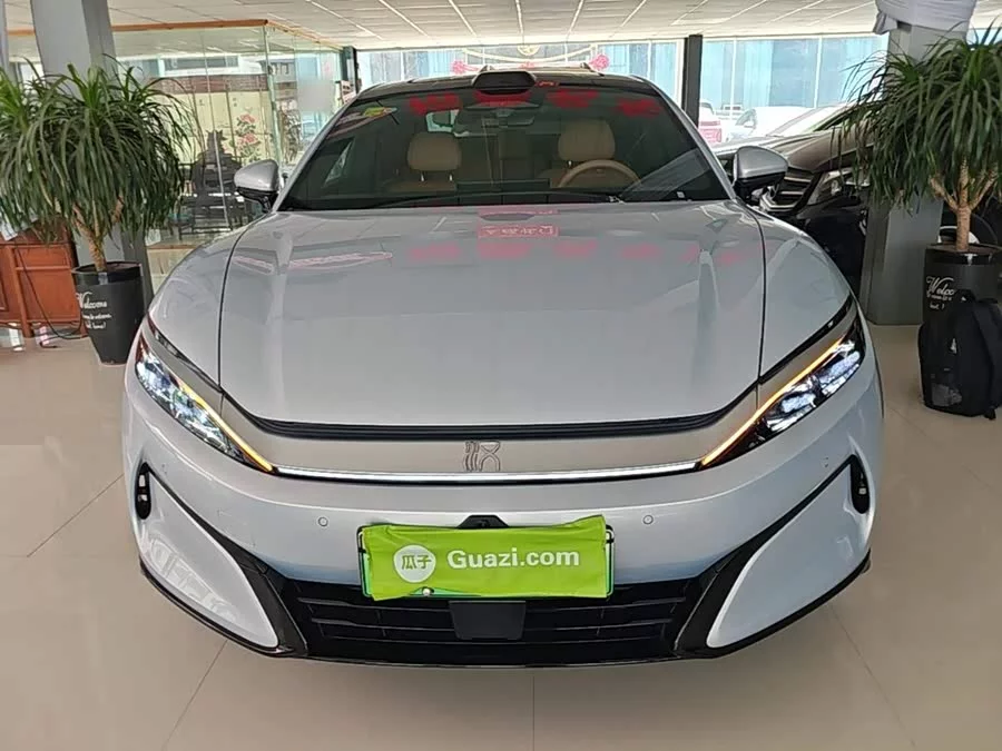 BYD Han L