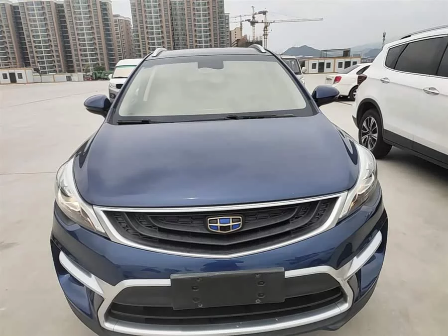 Geely Emgrand GS