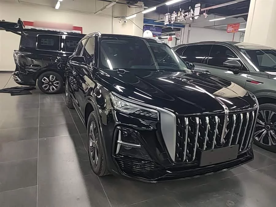 Hongqi HS5
