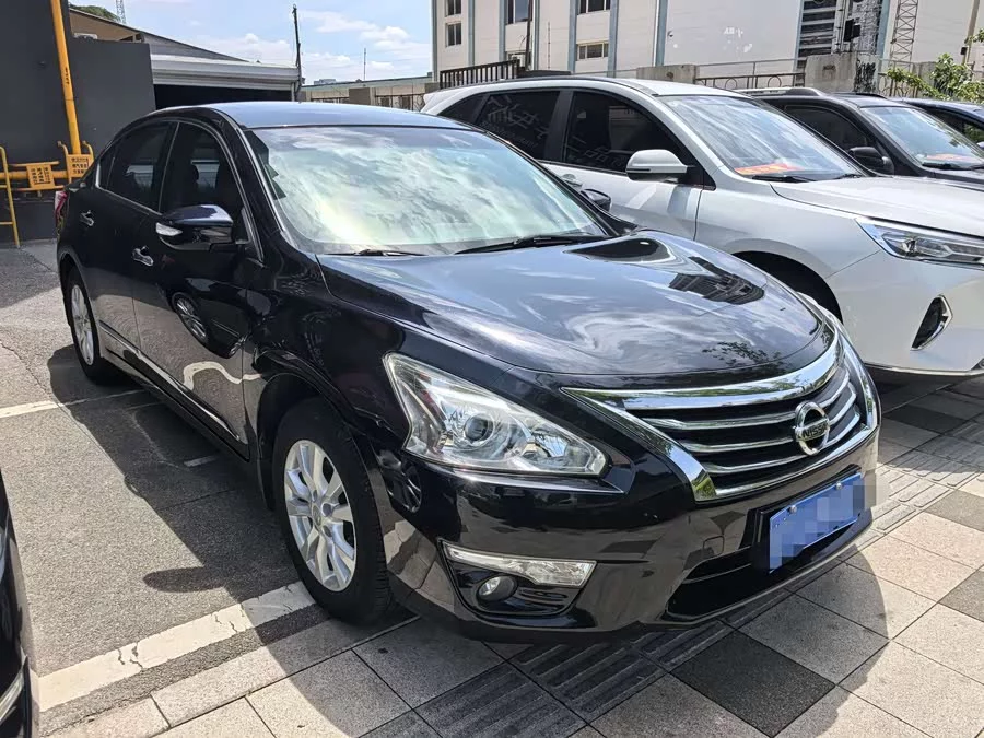 Nissan Teana