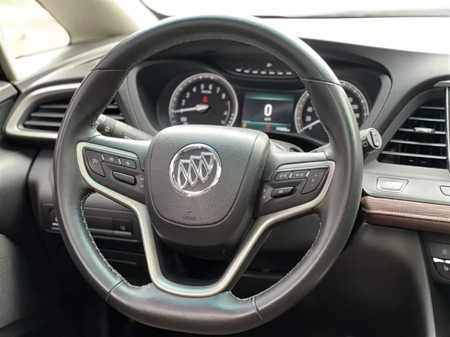 Buick GL6