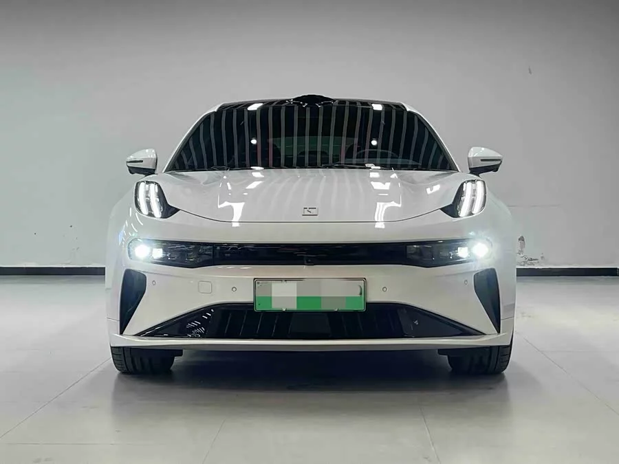 Zeekr 001