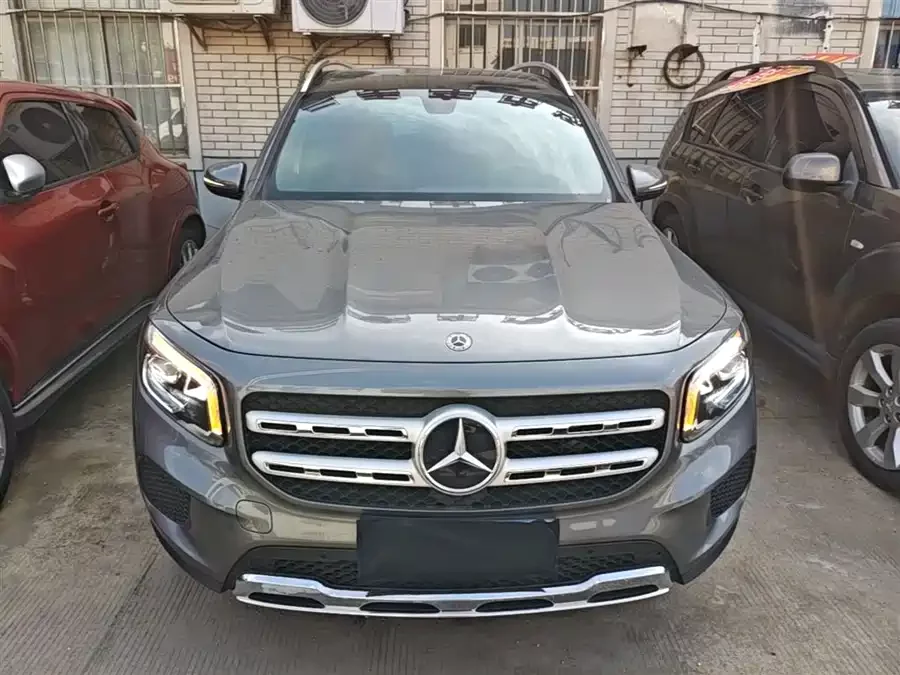 Mercedes Benz GLB