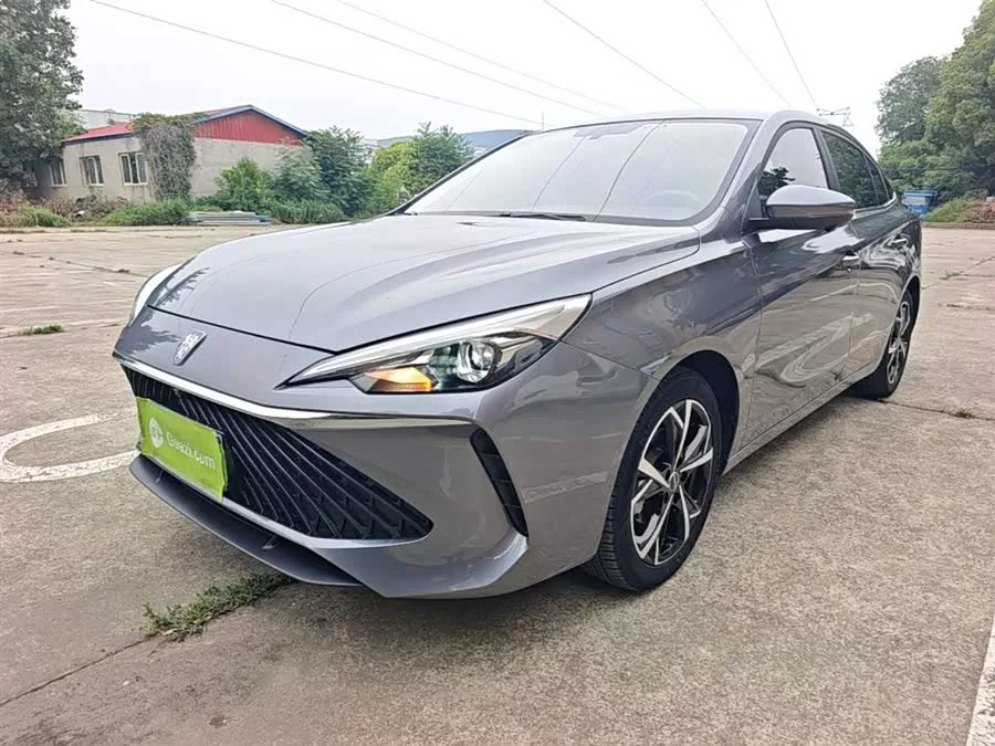 Roewe i5