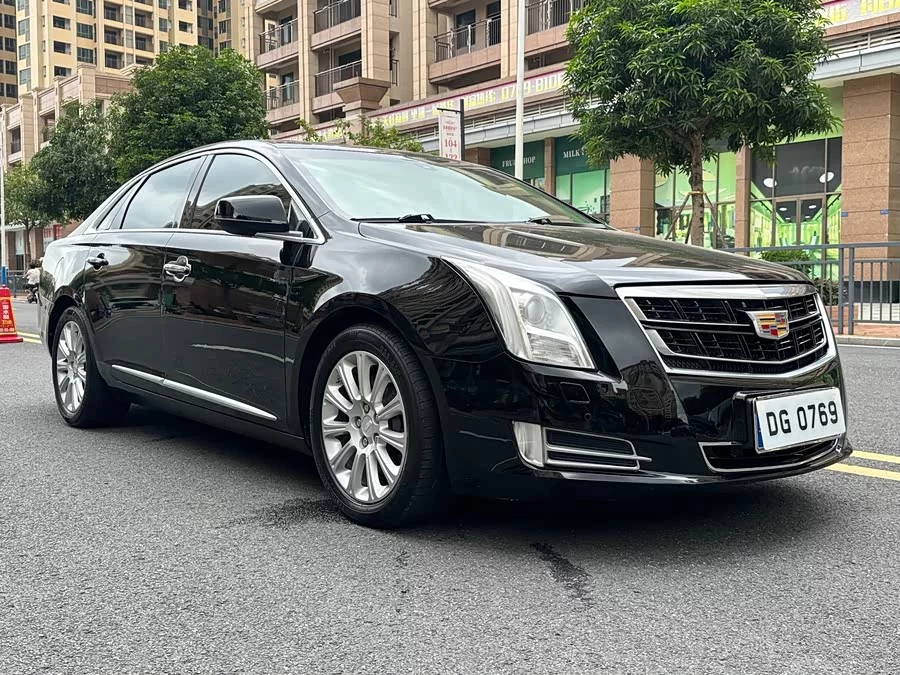 Cadillac XTS