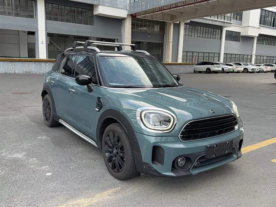 MINI COUNTRYMAN