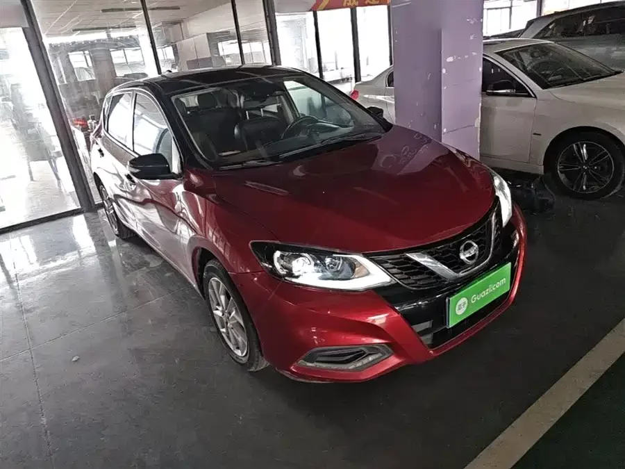 Nissan Tiida