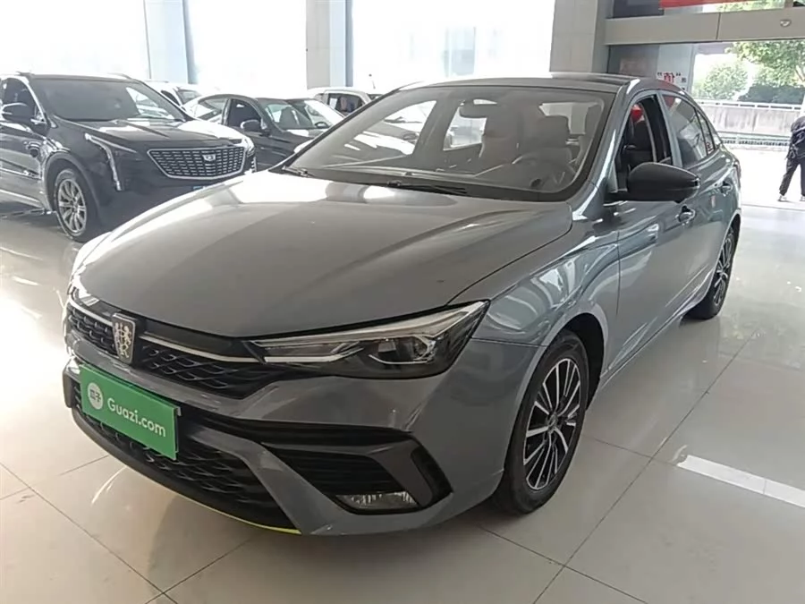 Roewe i5