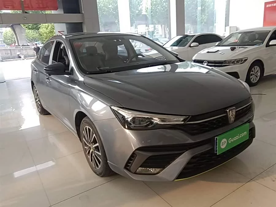 Roewe i5
