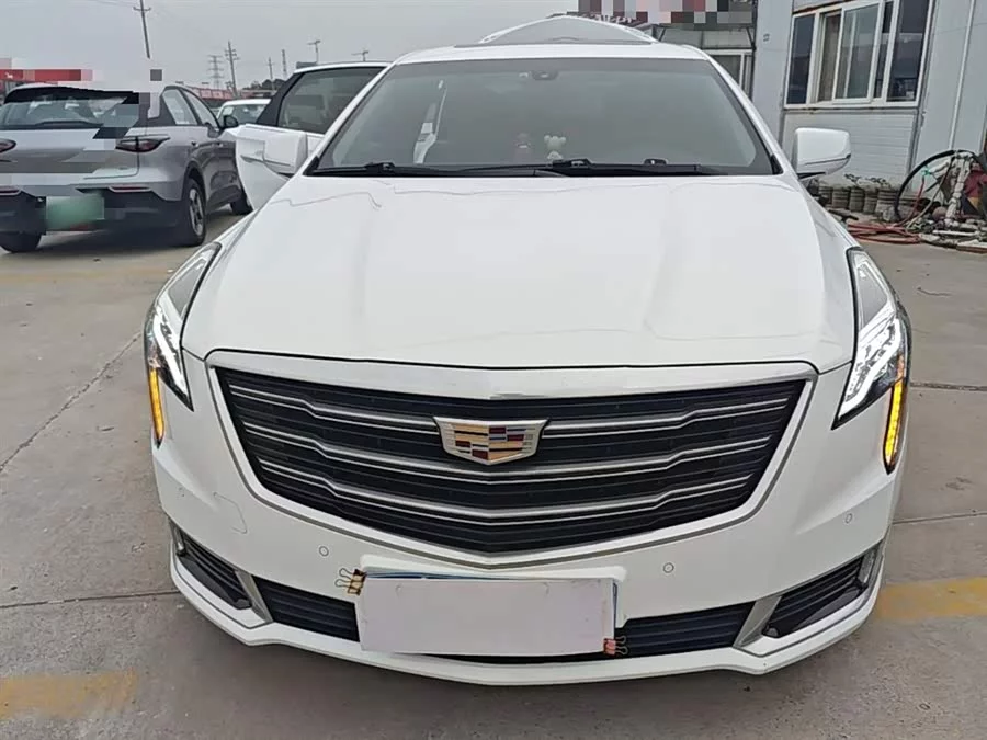 Cadillac XTS