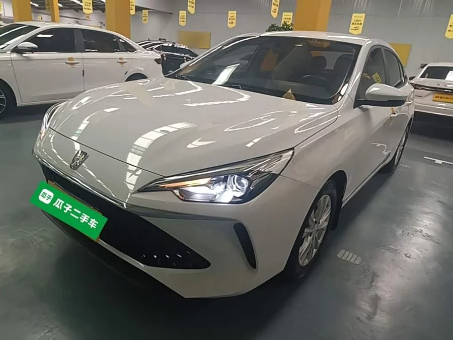 Roewe i5
