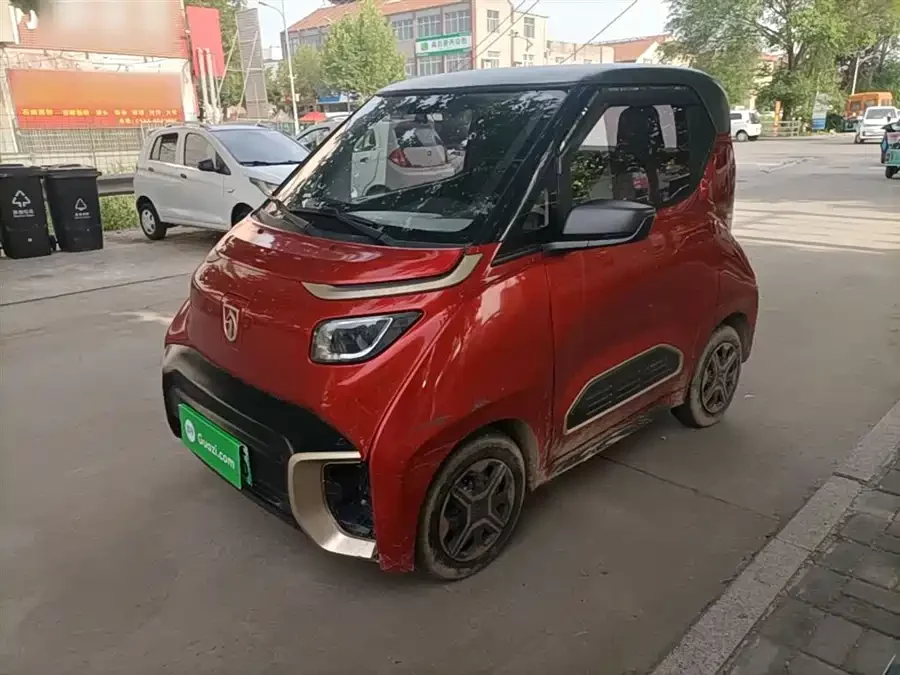 Baojun E200