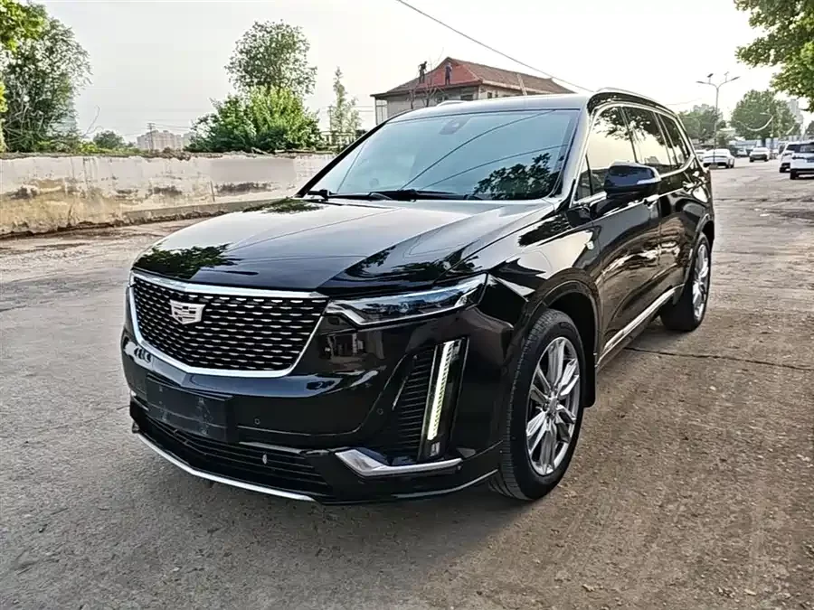 Cadillac XT6
