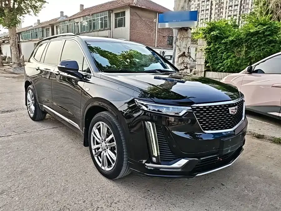 Cadillac XT6