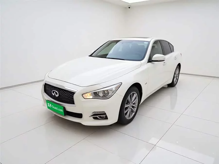 Infiniti Q50L