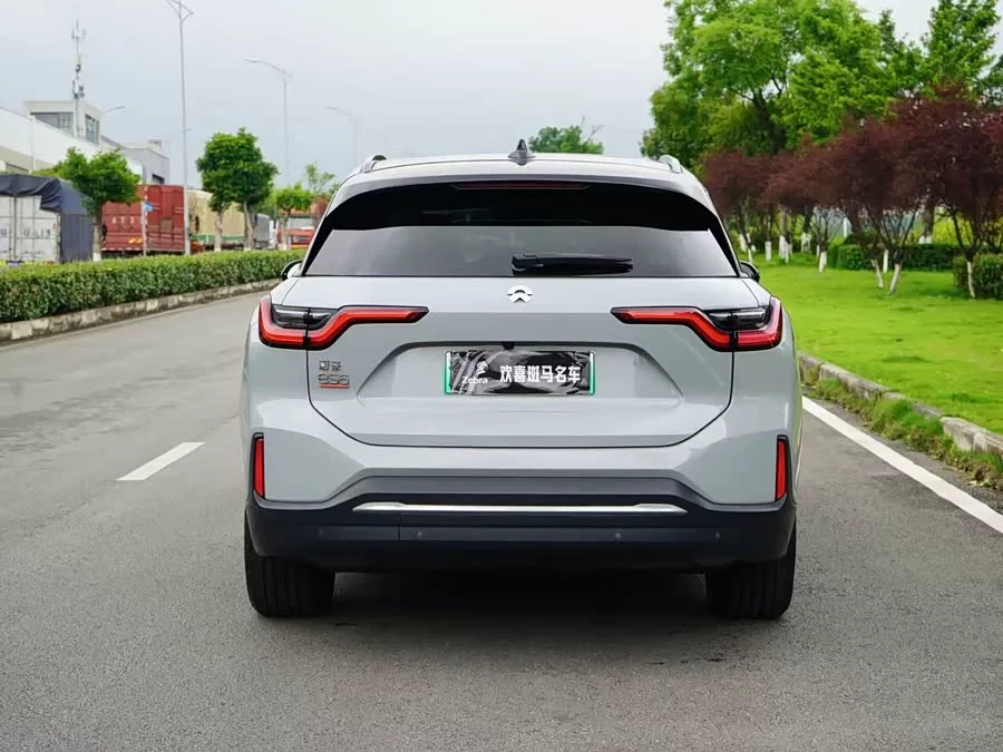 NIO ES6