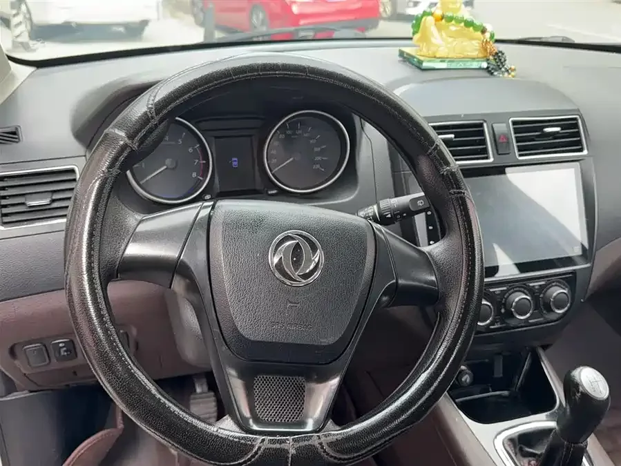 Dongfeng Jingyi X3