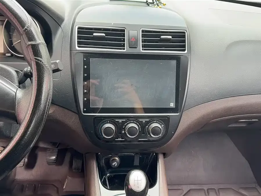 Dongfeng Jingyi X3