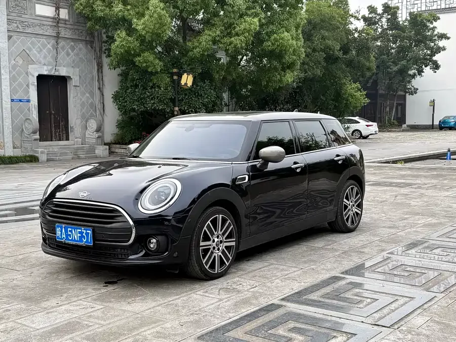 MINI CLUBMAN