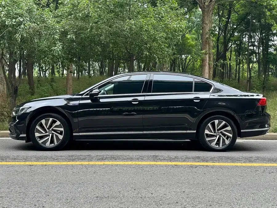 Volkswagen Magotan PHEV