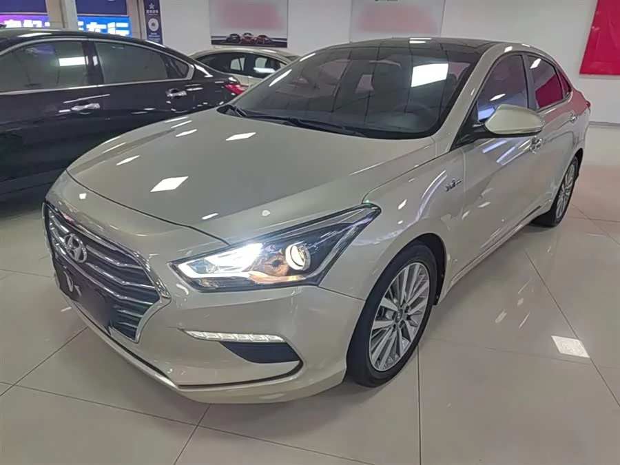 Hyundai Mistra
