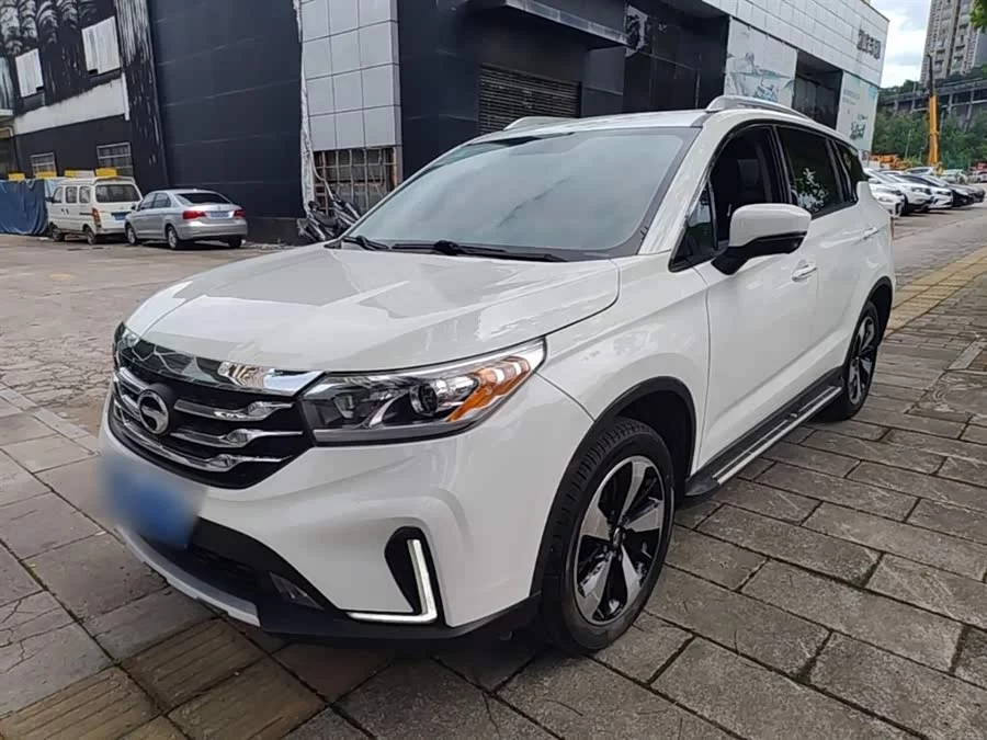 GAC Trumpchi GS4