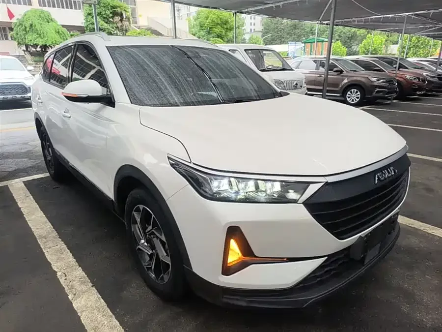 Dongfeng AX7