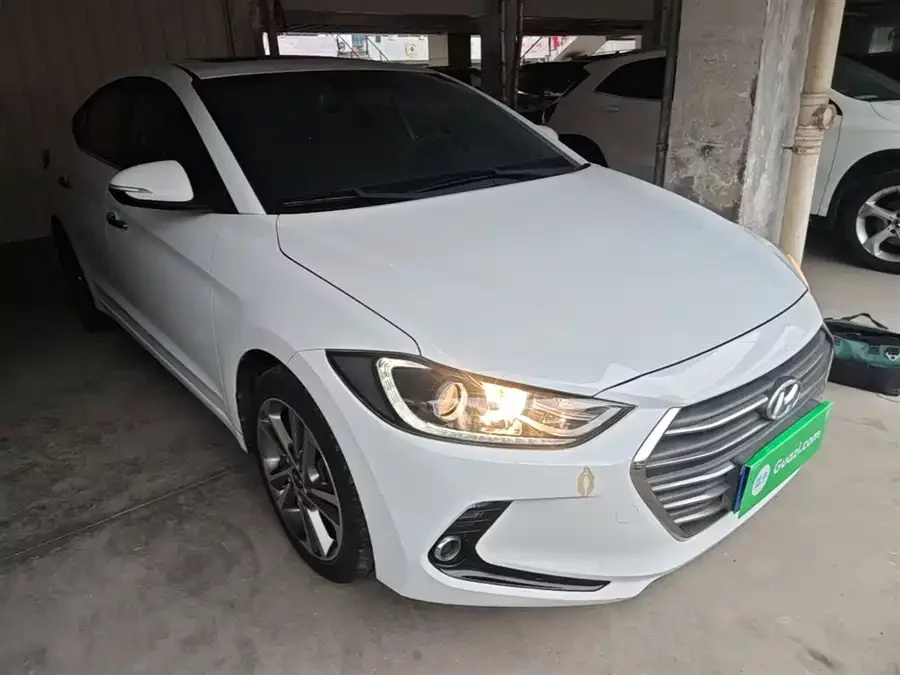 Hyundai elantra