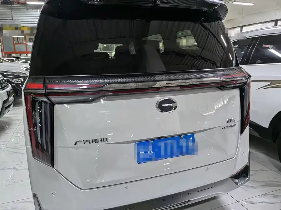 GAC Trumpchi M8