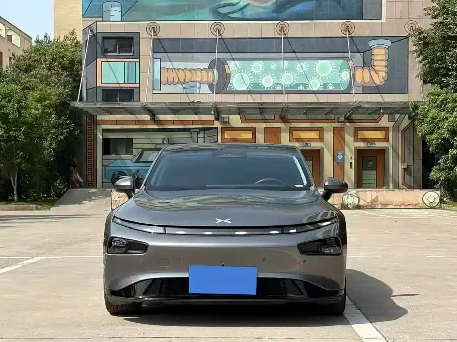 Xpeng P7