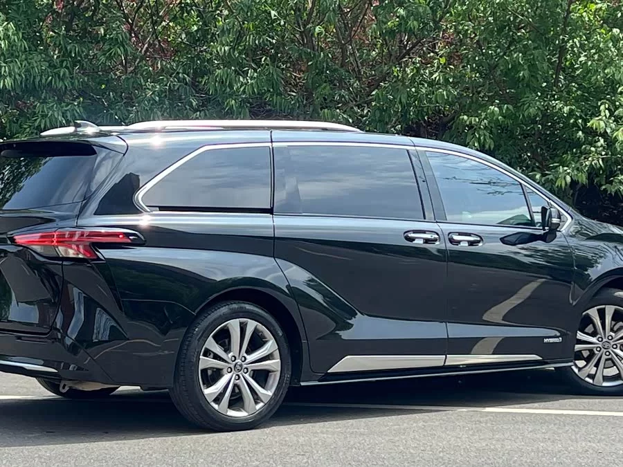 Toyota SIENNA