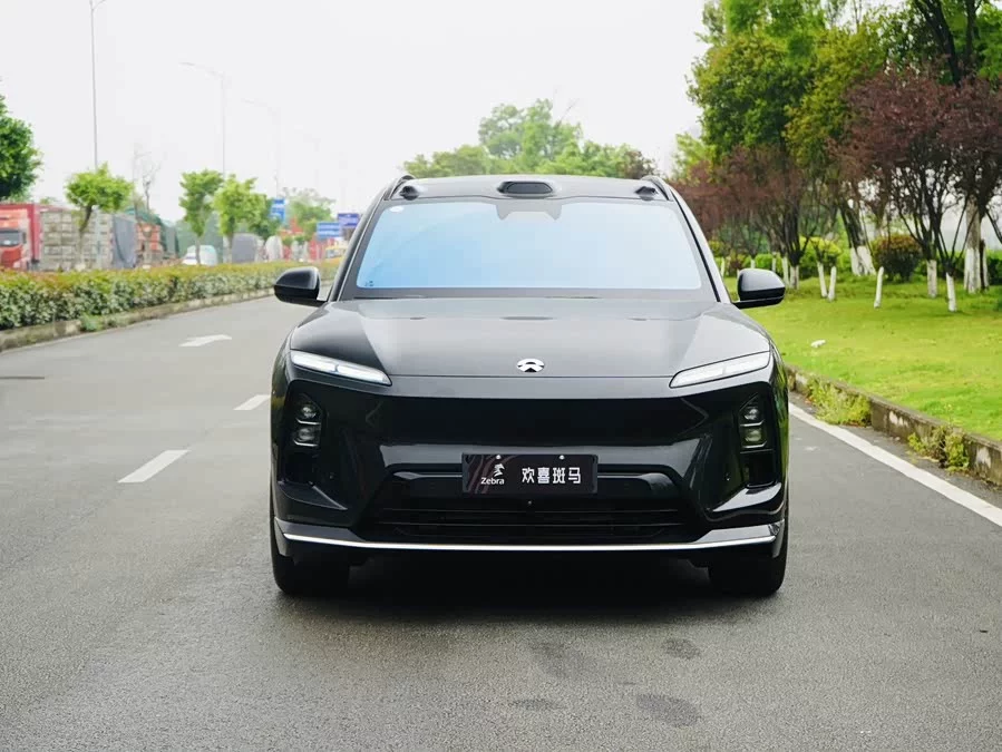 NIO ES6