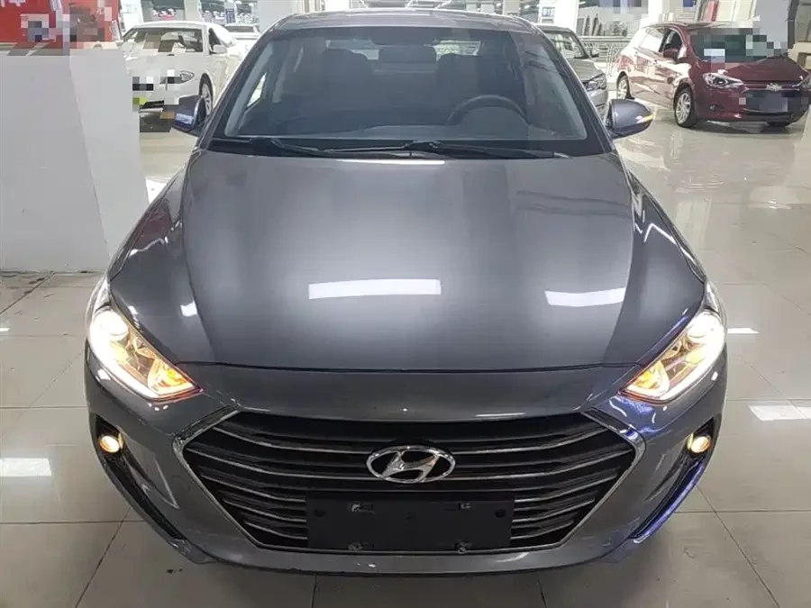 Hyundai elantra