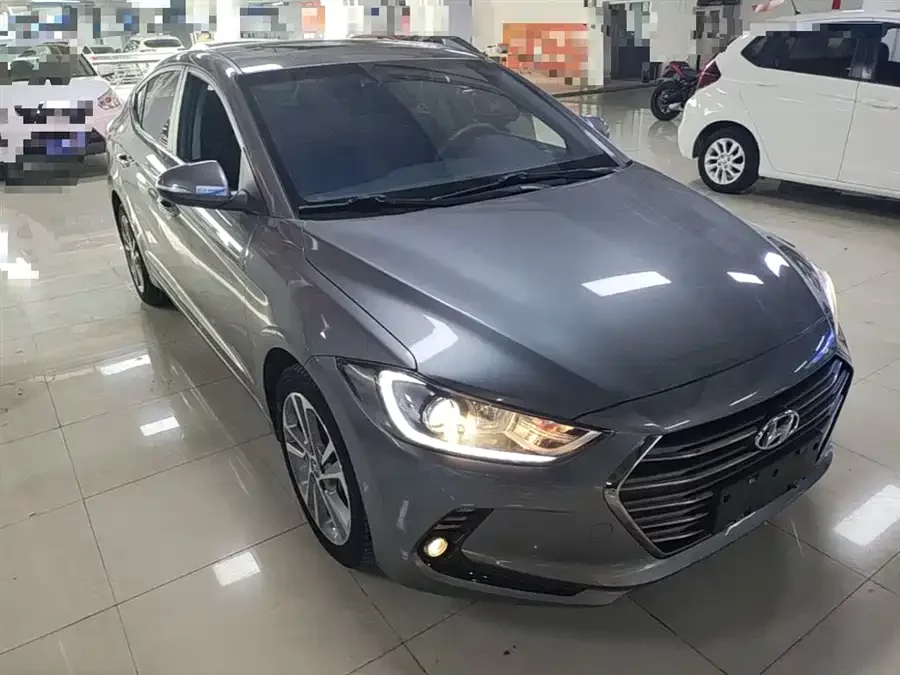 Hyundai elantra