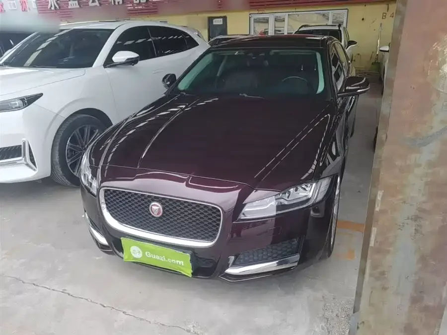 Jaguar XFL