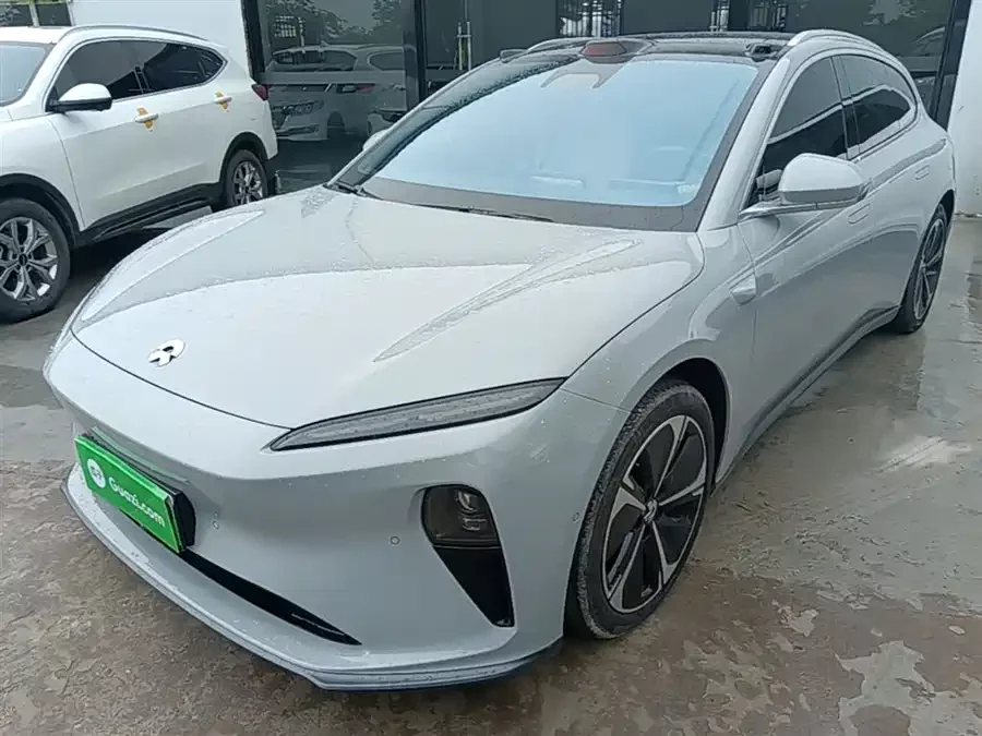 NIO ET5T