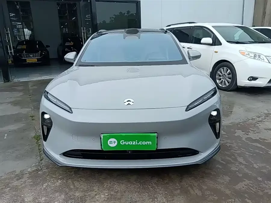 NIO ET5T