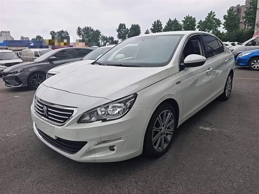 Peugeot 408