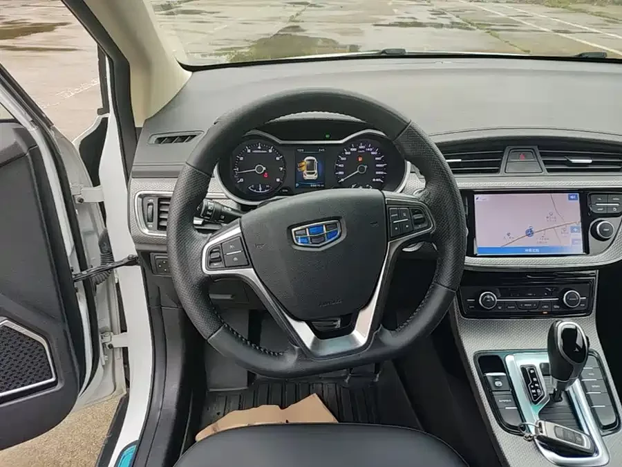 Geely Emgrand GS