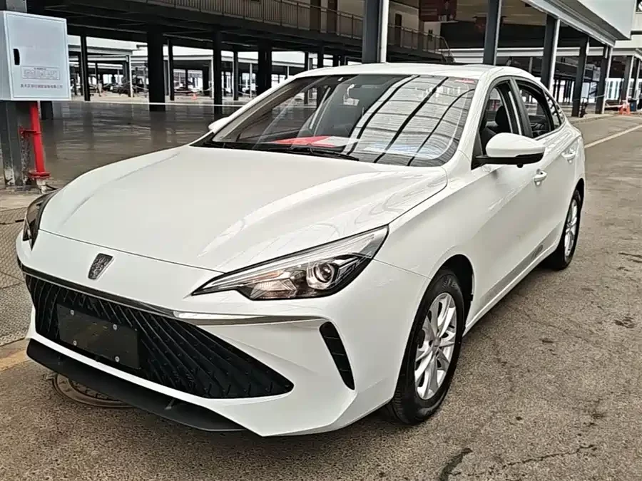 Roewe i5