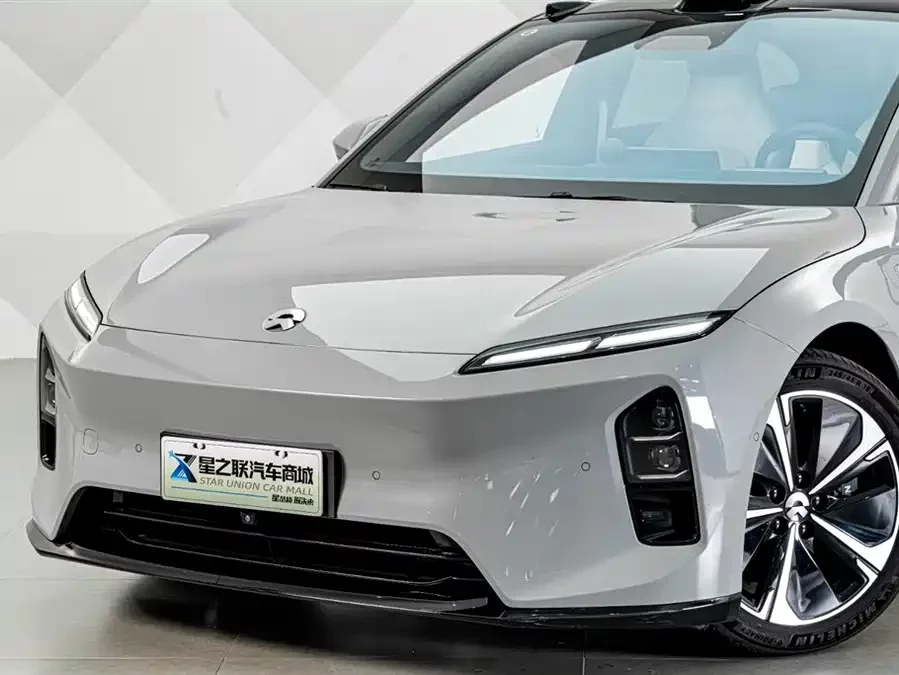 NIO ET5T